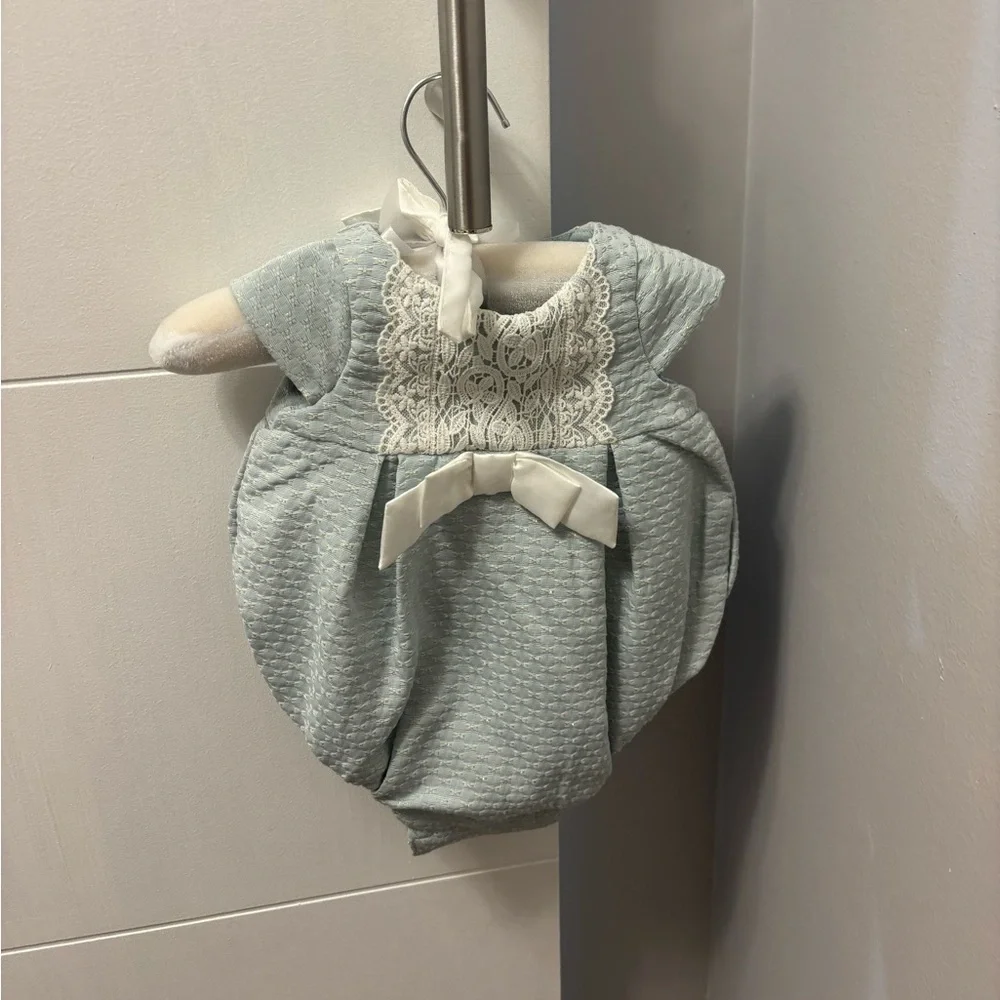 Shabby Chic Baby Girl Blue Lace Now Outfit With Bonnet Size 0-3 Months
